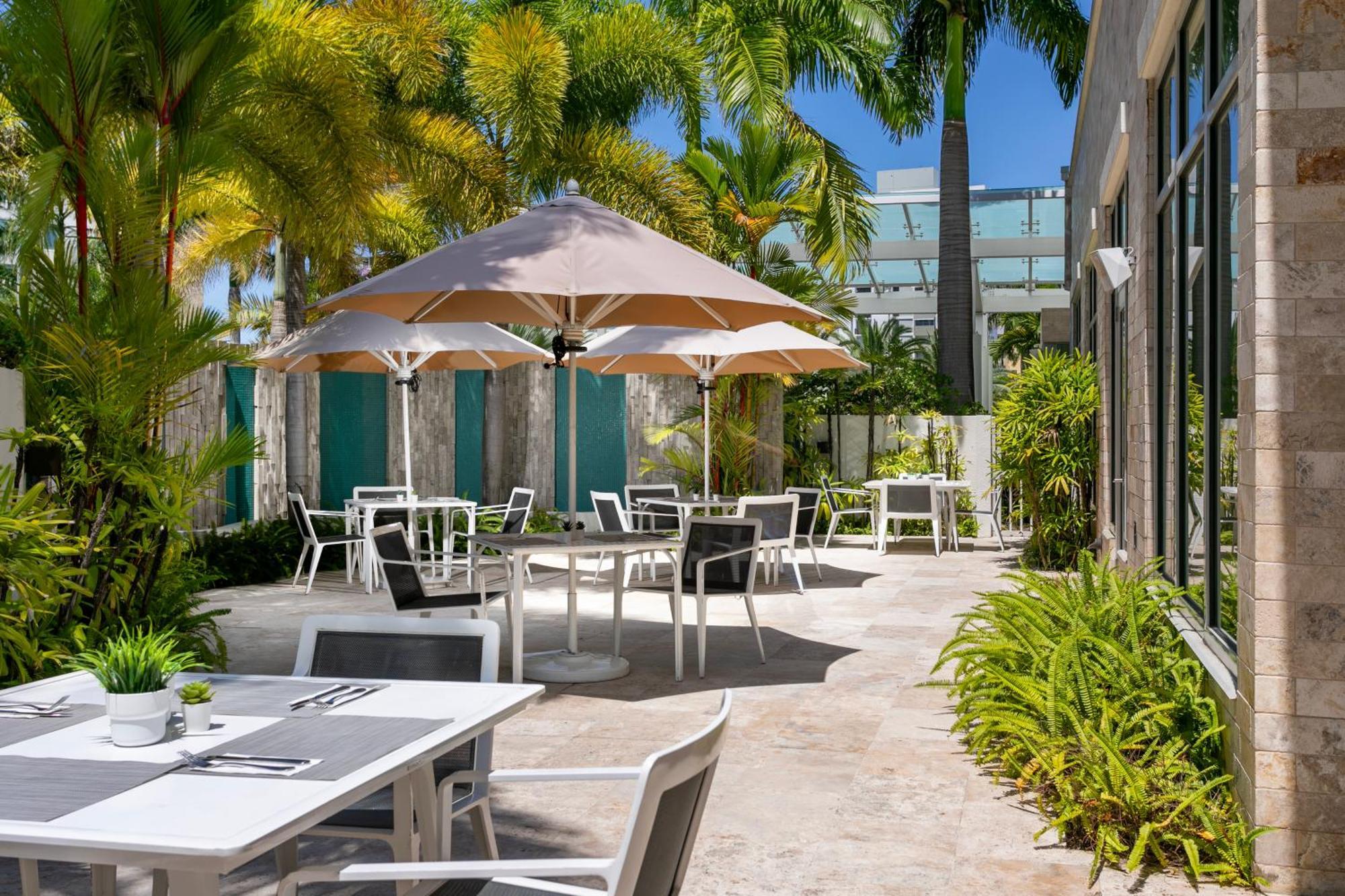 Hyatt Place San Juan Esterno foto